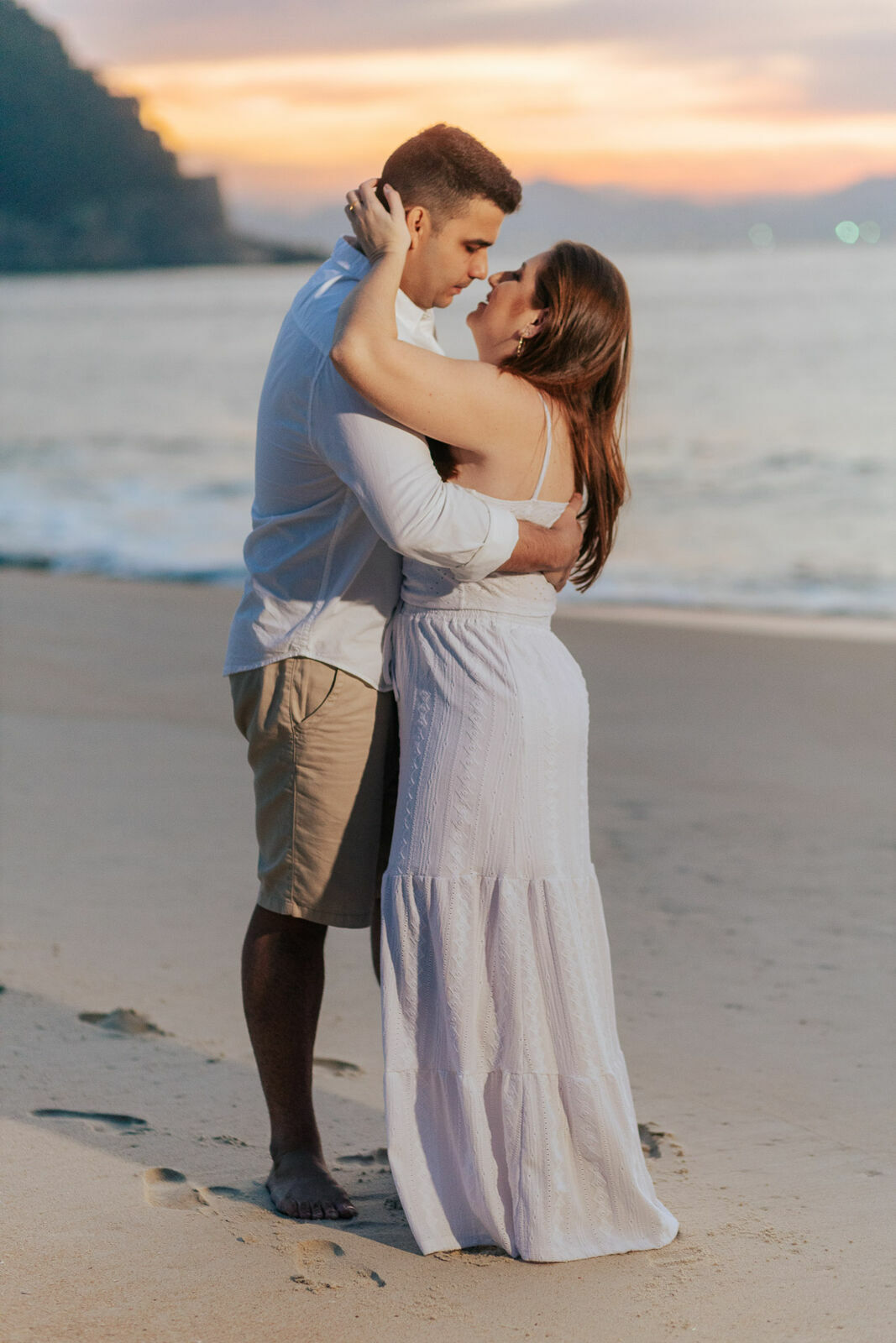 Foto Ensaio Pré Wedding Rio De Janeiro ao Nascer do Sol - Priscila e Victor Foto Ensaio Pré Wedding Rio De Janeiro ao Nascer do Sol - Priscila e Victor - Imagem 4