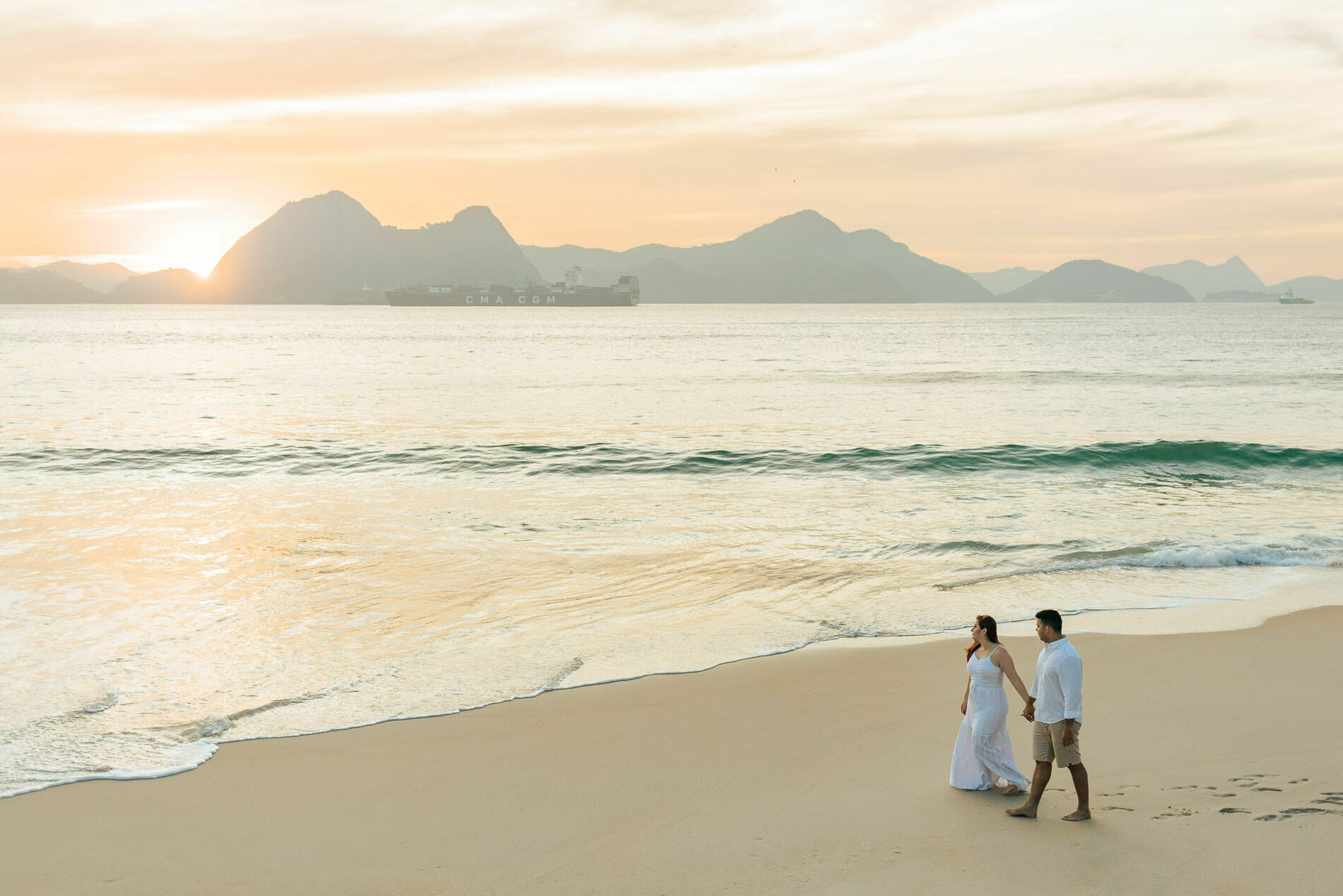 Foto Ensaio Pré Wedding Rio De Janeiro ao Nascer do Sol - Priscila e Victor Foto Ensaio Pré Wedding Rio De Janeiro ao Nascer do Sol - Priscila e Victor - Imagem 18